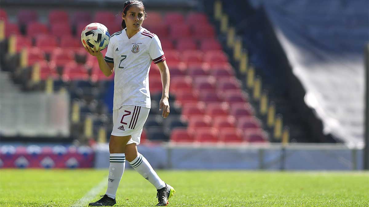 Kenti Robles y el gran ejemplo de siempre darle su lugar a la Selección Nacional de México